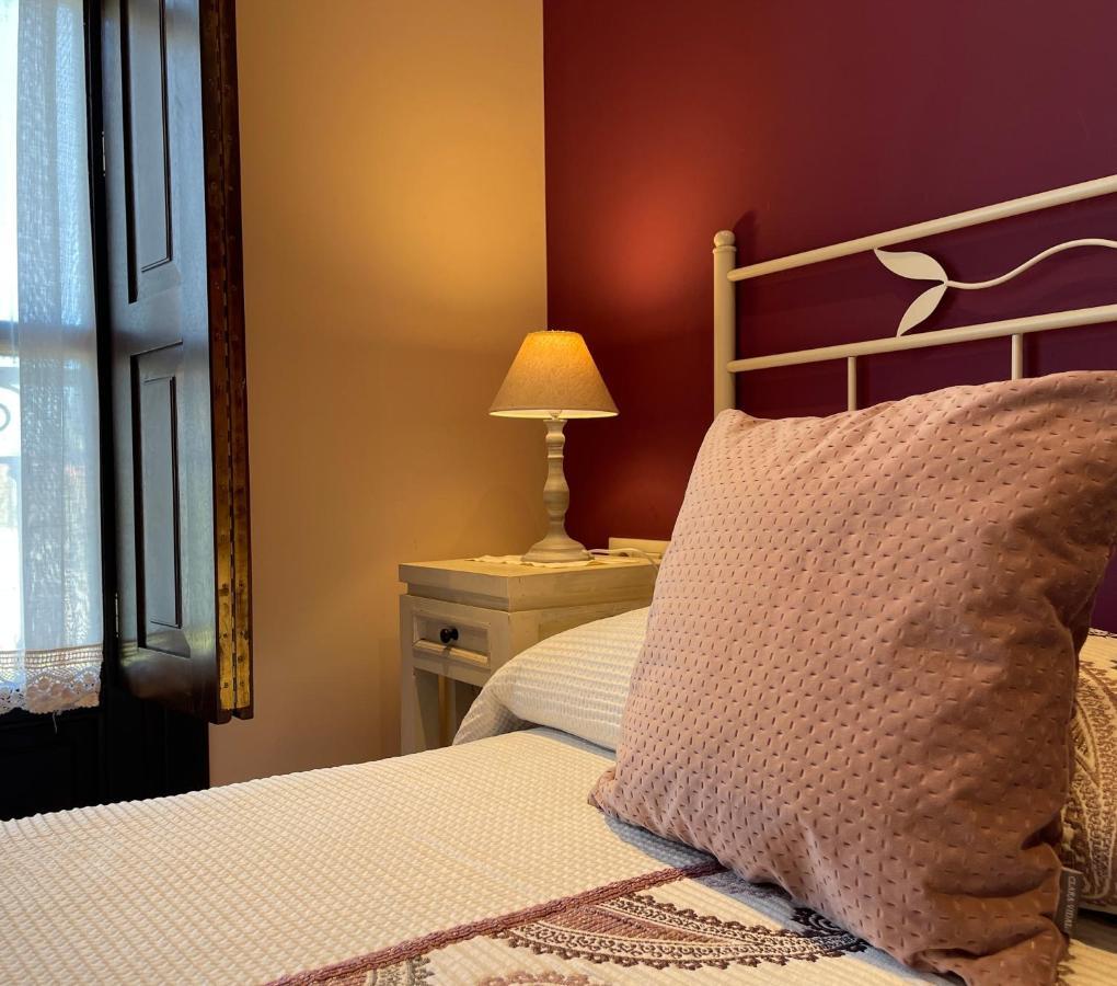 Hotel Rural El Texeu Parres de Llanes Exterior photo