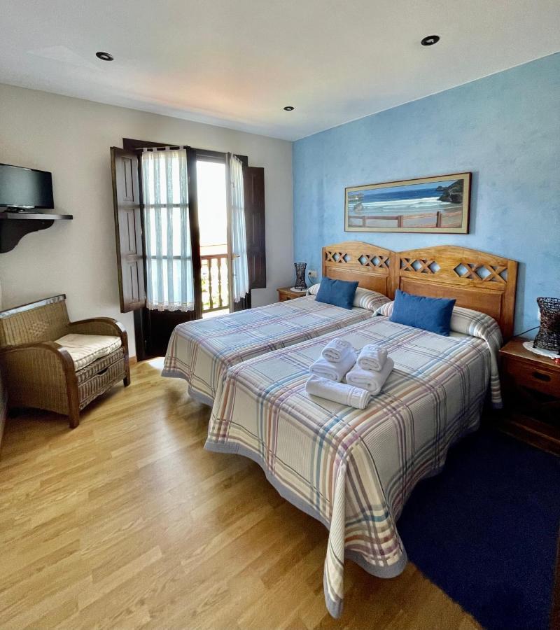Hotel Rural El Texeu Parres de Llanes Exterior photo