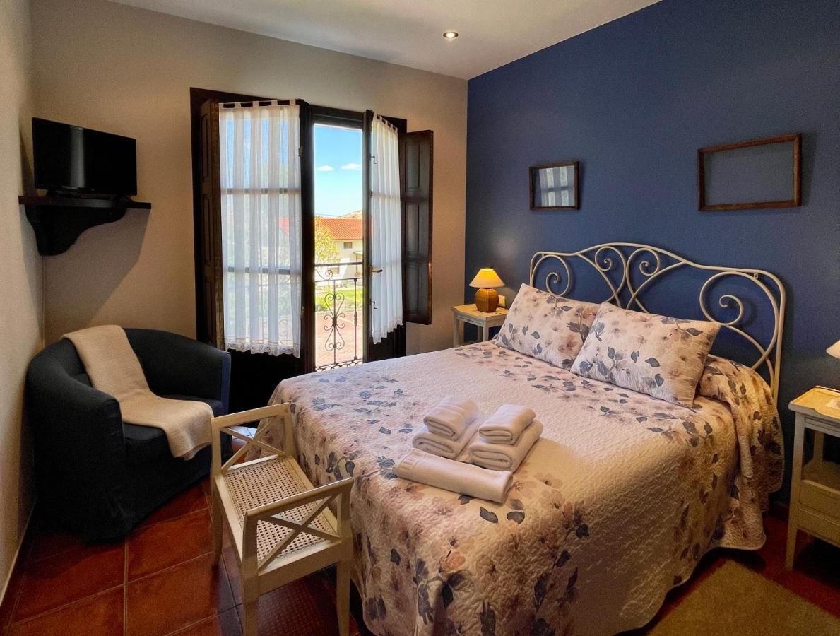 Hotel Rural El Texeu Parres de Llanes Exterior photo